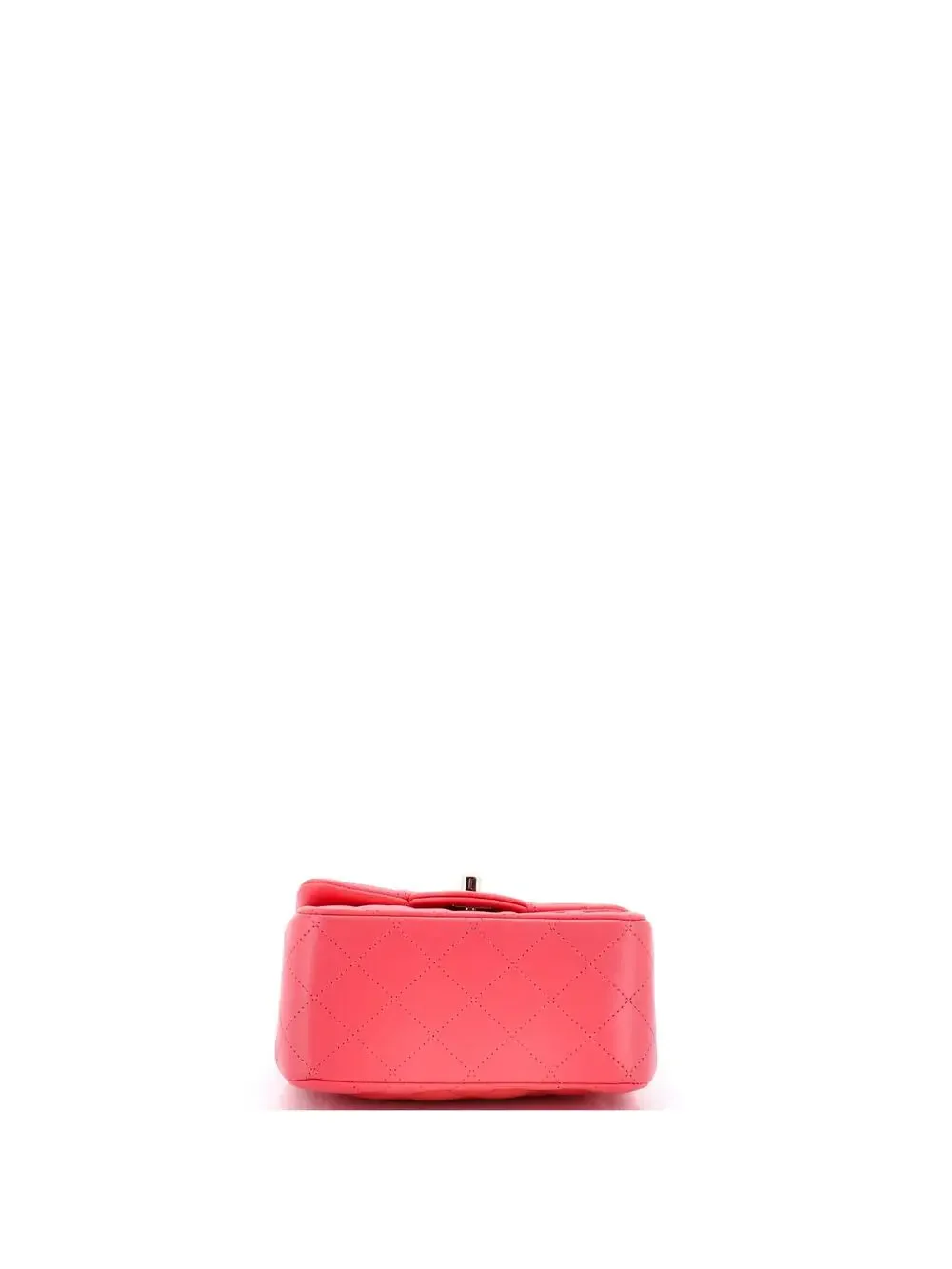 CHANEL elevate your